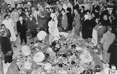 Exposición Industrial en la Plaza Independencia