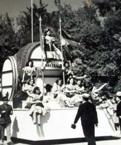 Carro de la reina Guaymallen. 1943